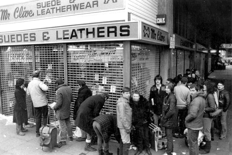 Queues outside the Mr Clive shop in the Tricorn Centre in 1983.