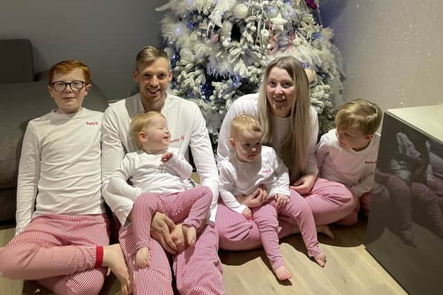 Casey-Major Bunce (@majormumhacks) recently teamed up with B&M to help provide a pile of Christmas gifts for children in support of the Mission Christmas
charity