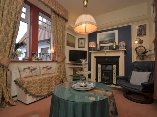 Sitting room.
