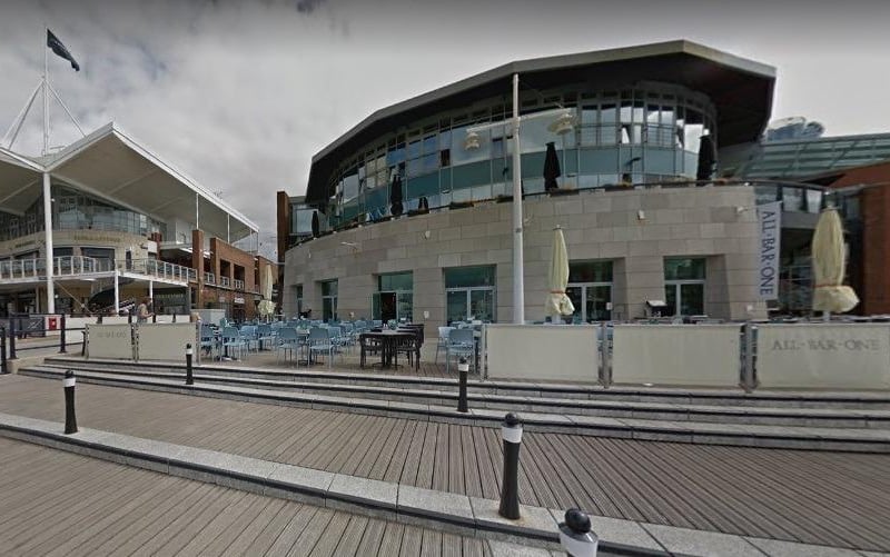 All Bar One, a cocktail bar in Gunwharf Quays is a brilliant spot if you are looking for drinks and a tasty lunch. It is a popular venue with people paying for bottomless brunch.