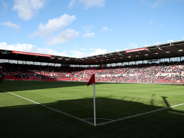 Capacity: 30,089; Average attendance: 20,897