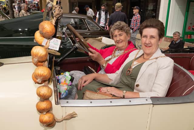 Pictured is: Mayor of Fareham Councillor Pamela Bryant with Mayoress is Councillor Mrs Louise Clubley in the front seat of a Citroen B2 Open Tourer 

Picture: Keith Woodland (110921-102)