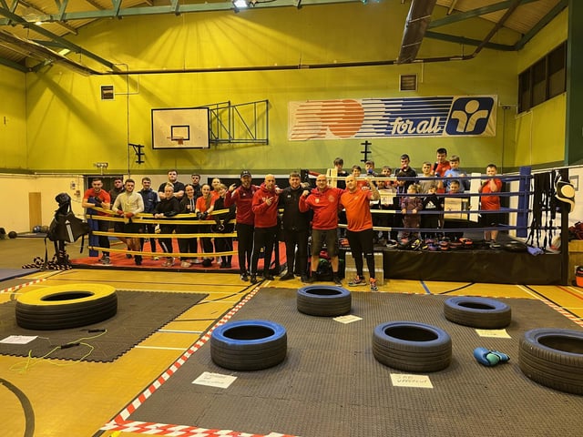 Pictured in the foreground are: Paul Dyer, Jeff Fieldsend, Anthony Heywood, Mark Wilson Dean Burley ahead of the event.