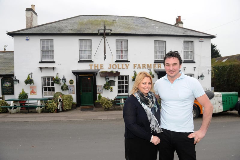 New landlords Sarah Cooper and her husband Frank Cooper outside The Jolly Farmer in Fleet End Road, Warsash, after the pub changed landlords for the first time in more than 30 years in 2015 (150272-7397)
