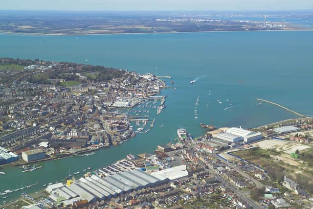 The Solent Cluster initiative supports a lower carbon future and economic growth.