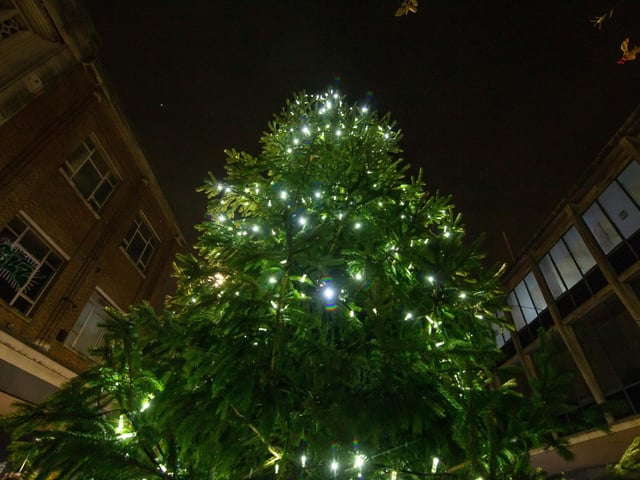 Palmerston Road Christmas Lights Switch On at Southsea on Thursday 23rd November 2023
Picture: Habibur Rahman
