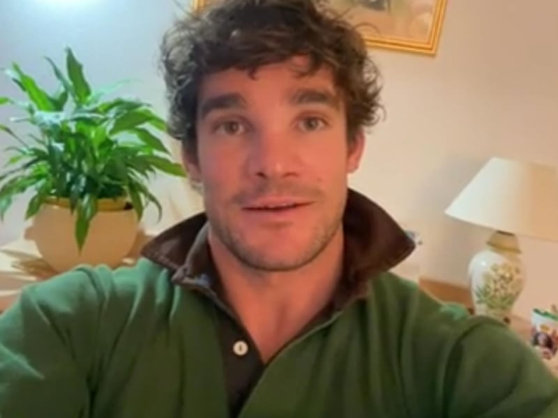 This rugby union player who has won 44 caps for Scotland is available on Cameo from £26.25.
