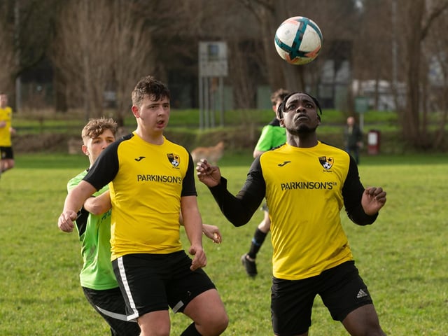 Bedhampton Village A (green) v Fratton Trades Reserves. Picture by Keith Woodland