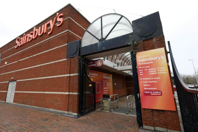 Portsmouth Sainsbury's, Commercial Rd
Picture: Chris Moorhouse      (161220-61)