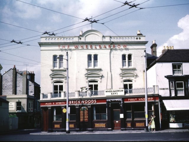 This 18th century inn in Kent Road, Southsea was one of the oldest in Portsmouth before it became a coffee shop in 2011. In 2013 it was turned into an Icelandic themed café bar but went back to being a coffee house in 2014, and is now Giuseppe's Italian restaurant.