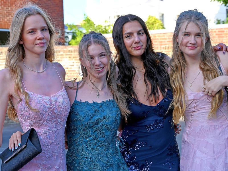 Isla Peeke-Vout, Flo East, Olya Roostaei, Agnes Rayner