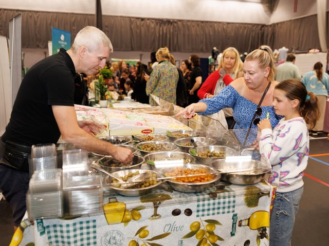 Portsmouth Vegan Festival 2024 drew in hundreds of people who were greeted with a range of vegan stalls and businesses. Picture:Marcin Jedrysiak