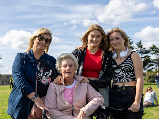 Holly and Heidi Ward, 13 with Carol Youngs and Jean Jackson
Photos by Alex Shute