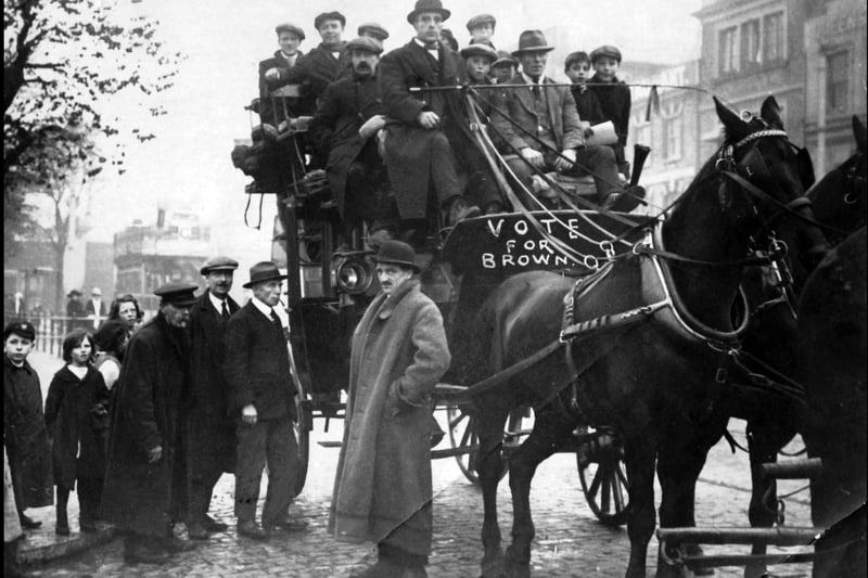 Voting stunt by Councillor Charles Brown. In November 1920 Charles Brown laid on a coach as a stunt to attract votes to the Portsmouth council.