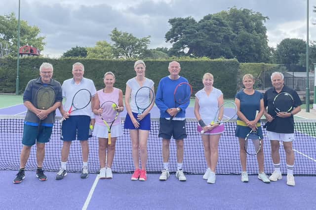 Warsash Mixed Masters v Wellow Mixed Masters (from left) Rich Millard, John Moret, Elaine Pickering, Jeanette Martin, David Marsh, Karen Downie, Karen Kirwan, Michael Isaacs