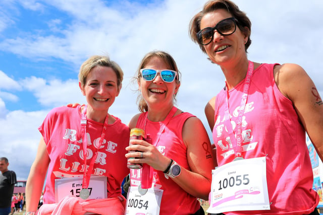 10K finishers who have come over to watch the 3K and 5K start. Race For Life, Southsea Common. Picture: Chris Moorhouse (jpns 030722-55)