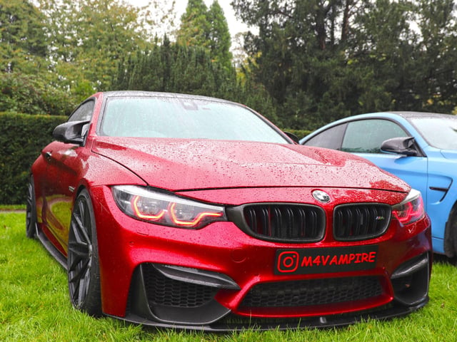 Vehicles on display at Simply BMW