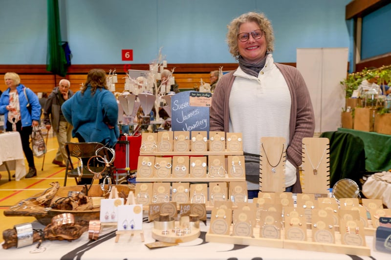 Susie James on the handmade jewellery stall. Fareham Indoor Christmas market, Fareham Leisure Centre.
Picture: Chris Moorhouse