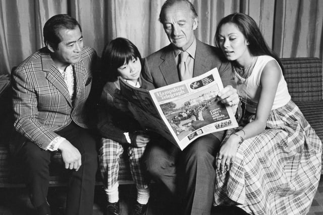 Actor David Niven reading the Hampshire Telegraph in June 1975. The News PP961