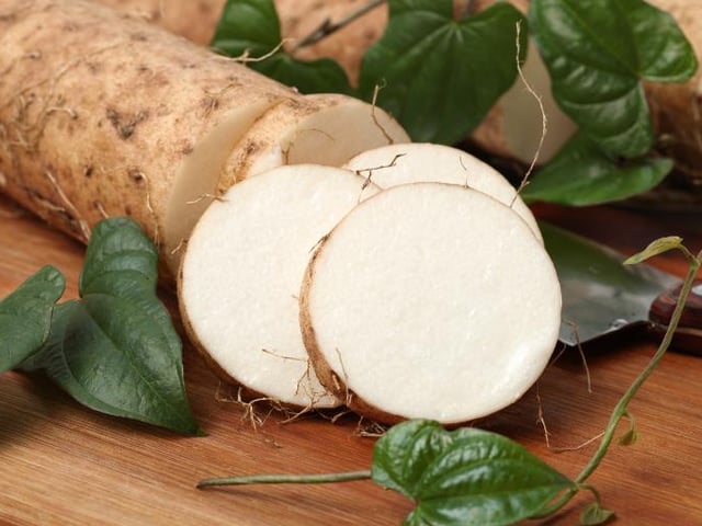 This starchy edible root of the Dioscorea genus, is native to Africa and Asia, with the majority of imports coming from Africa.