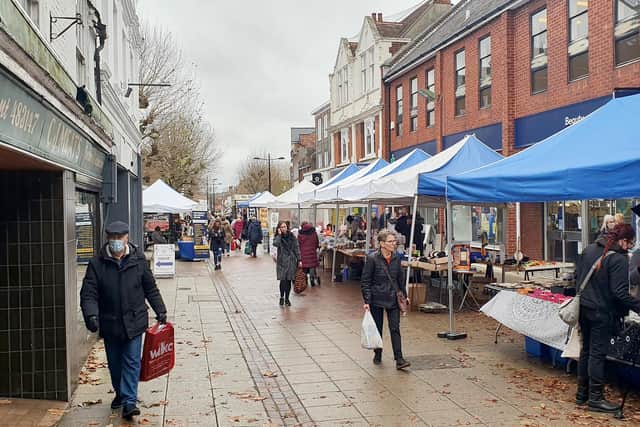 Shoppers in Havant precinct after it was announced that wearing face-masks would become mandatory in shopping centres on Tuesday, November 30, 2021. Picture: Habibur Rahman