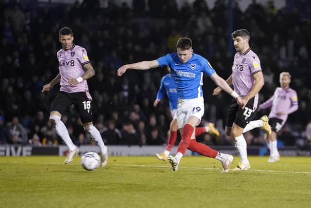 George Hirst fires a first-half attempt which was saved by Sheffield Wednesday keeper Bailey Peacock-Farrell. Picture: Jason Brown/ProSportsImages