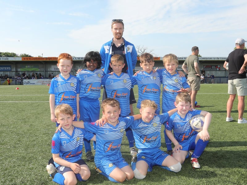 Liphook United Under-7s. Picture by Dave Haines