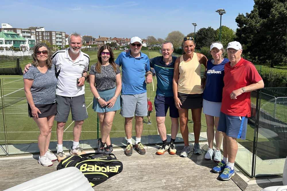 CourtX v Avenue 1 mixed masters - Nicolette Lock, Ian Marks, Denise Simper, Neil Crawford, Robin Ellison, Sue Price, Dawn DeWilde and Bob Puncher