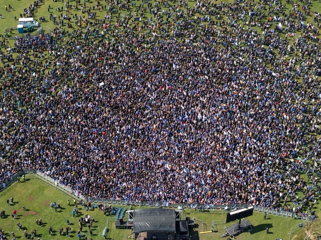 Unbelievable drone footage has captured the amount of people that have turned out to support Pompey FC following the team's promotion and League One title.   Picture Credit: Marcin Jedrysiak