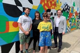 Left to right: Artists' painting partner James, Annabell Innes, Alex Godwin AKA Billy,  Cllr Lynne Stagg and Cllr Chris Attwell,