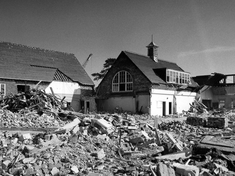 Price's College in Fareham in September 1989. The News PP1057