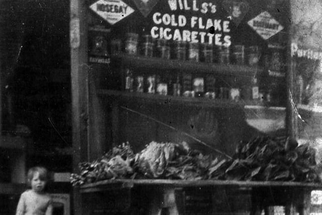 A grocers shop located in Agincourt Road, Buckland 1929.