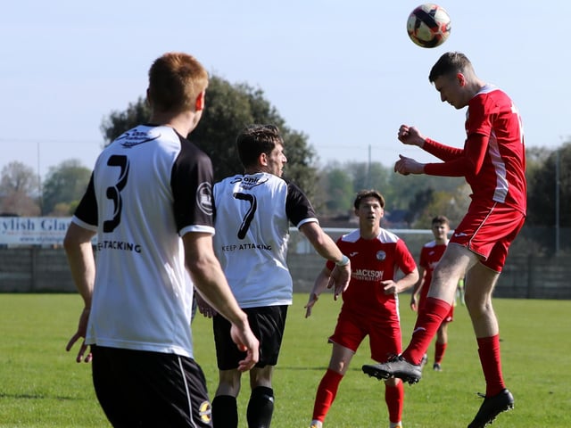 Horndean (red) v Bemerton. Picture: Chris Moorhouse
