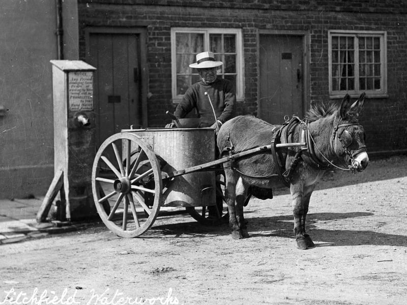 The Titchfield water carrier about 1906
Picture: Costen.co.uk
