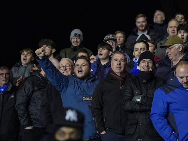 Pompey 1,485 travelling fans were in full voice in their third away game on the spin at Oxford last night.