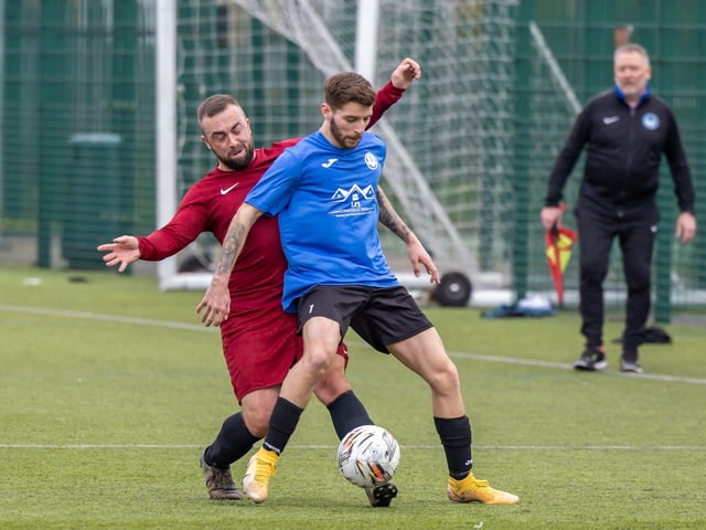 Burrfields (maroon) v Pompey Dynamos. Picture: Mike Cooter