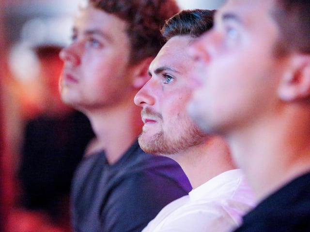 Looking for the second half winner. Fans watch Netherlands v England, UEFA Euros 2024 semi-final played in Dortmund, at Village Hotel, Lakeshore Drive, Cosham
Picture: Chris Moorhouse (100724-074)