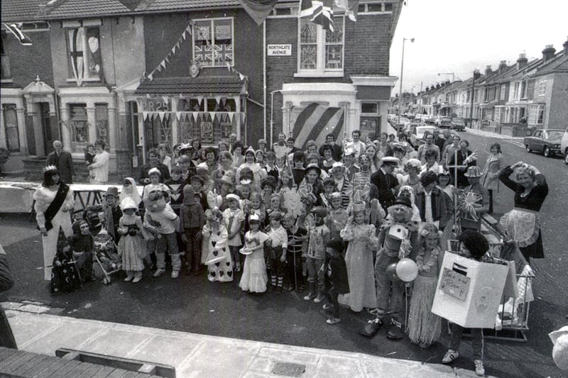 June 1977. The sun even put in appearance for the Silver Jubilee street party at Northgate Avenue, Copnor. Picture: The News Portsmouth 5142-1