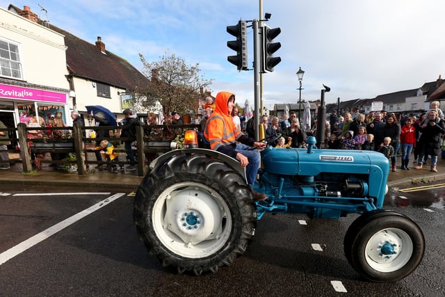 South East Hampshire Young Farmers raising money for the RNLI on their tractor run, in Wickham Square
Picture: Chris Moorhouse (jpns 211023-25)