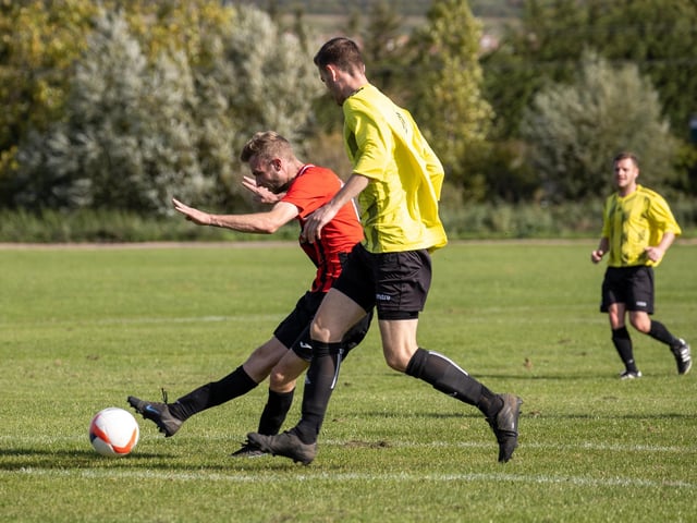 Freehouse B (yellow) v Fairfields. Picture by Alex Shute