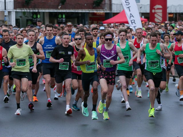 And they're off! Picture: Chris  Moorhouse (120125-15)