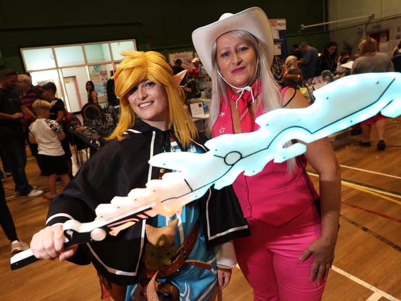 Pictured is (L-R) Chloe Edwards and Sam Devine.
