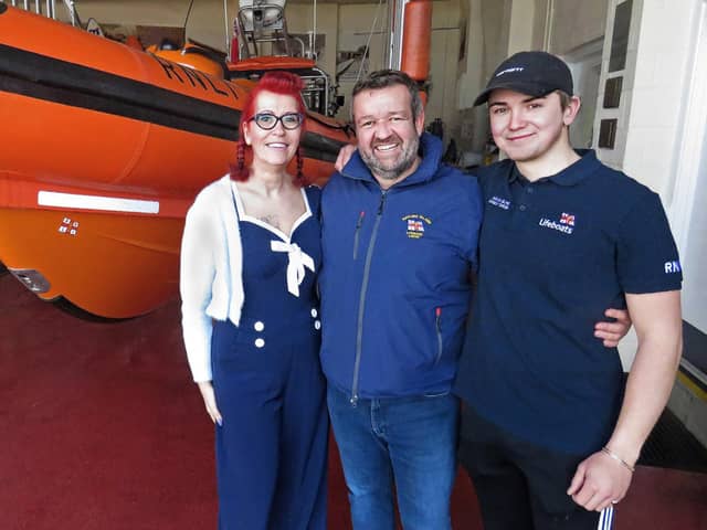 Andrew and Calum helped save Lin's life after she collapsed in a local pub last year. 
Pictured: (Left to right) Lin Fisher with Andrew Ferguson (centre) and Calum Benham.
