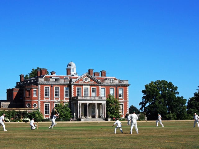 Stansted Park is the perfect mixture of woods, formal walks and facilities - including a garden centre, tea rooms and a maze - with Stansted House itself the perfect backdrop for this picture-perfect location.