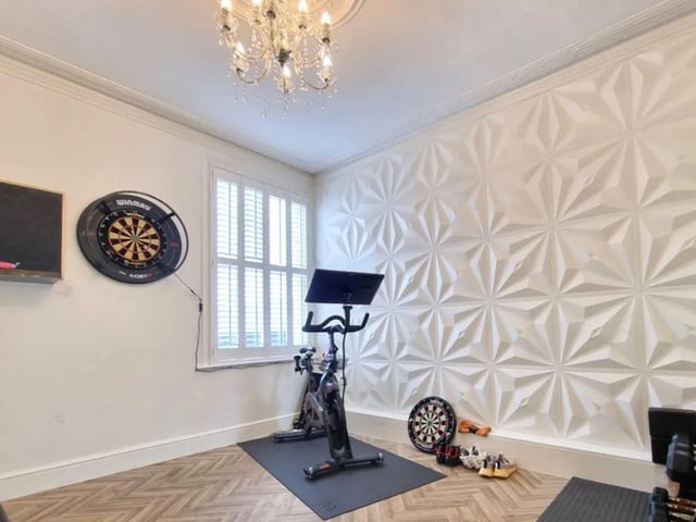 This property is on the market for £350,000 and it is being sold with Town & Country Southern.