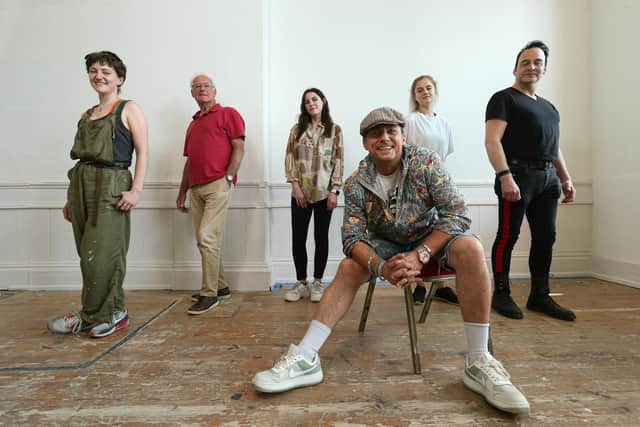 Paul Danan, front, in rehearsal for his part as the Mad Hatter in Wonderland, Groundlings Theatre, Portsea. Also pictured, from left, director Amy Harrison, and cast members, John McLaverty, Stephanie Dickson, Abby Hancock and Daniel McCrohon. Picture: Chris Moorhouse (110621-14)