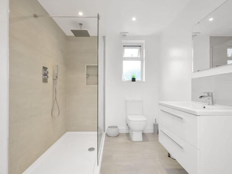 The listing says: "Set back from the road with car parking to the front, this symmetrical family home is ideally suited for the growing family, with versatile accommodation for an aging relative or those looking to entertain."