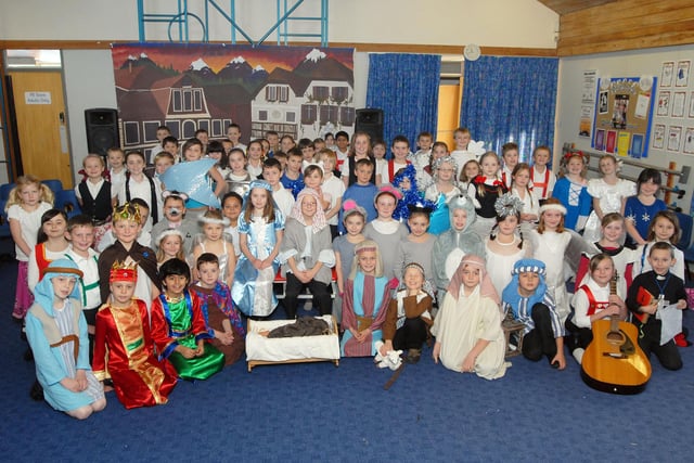 Forest Town's Holly Primary School's nativity from 2010