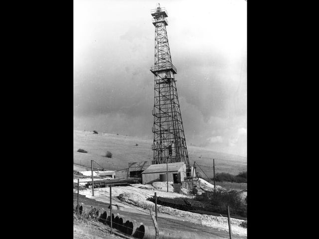 Oil boring at Portsdown Hill which ended in February 1937. The News PP5286