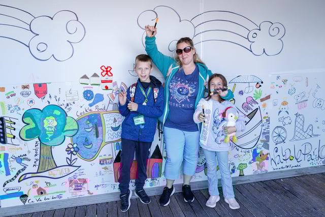 Rebecca with her daughter Katie and son Charlie at the seekers stall. Picture:Marcin Jedrysiak